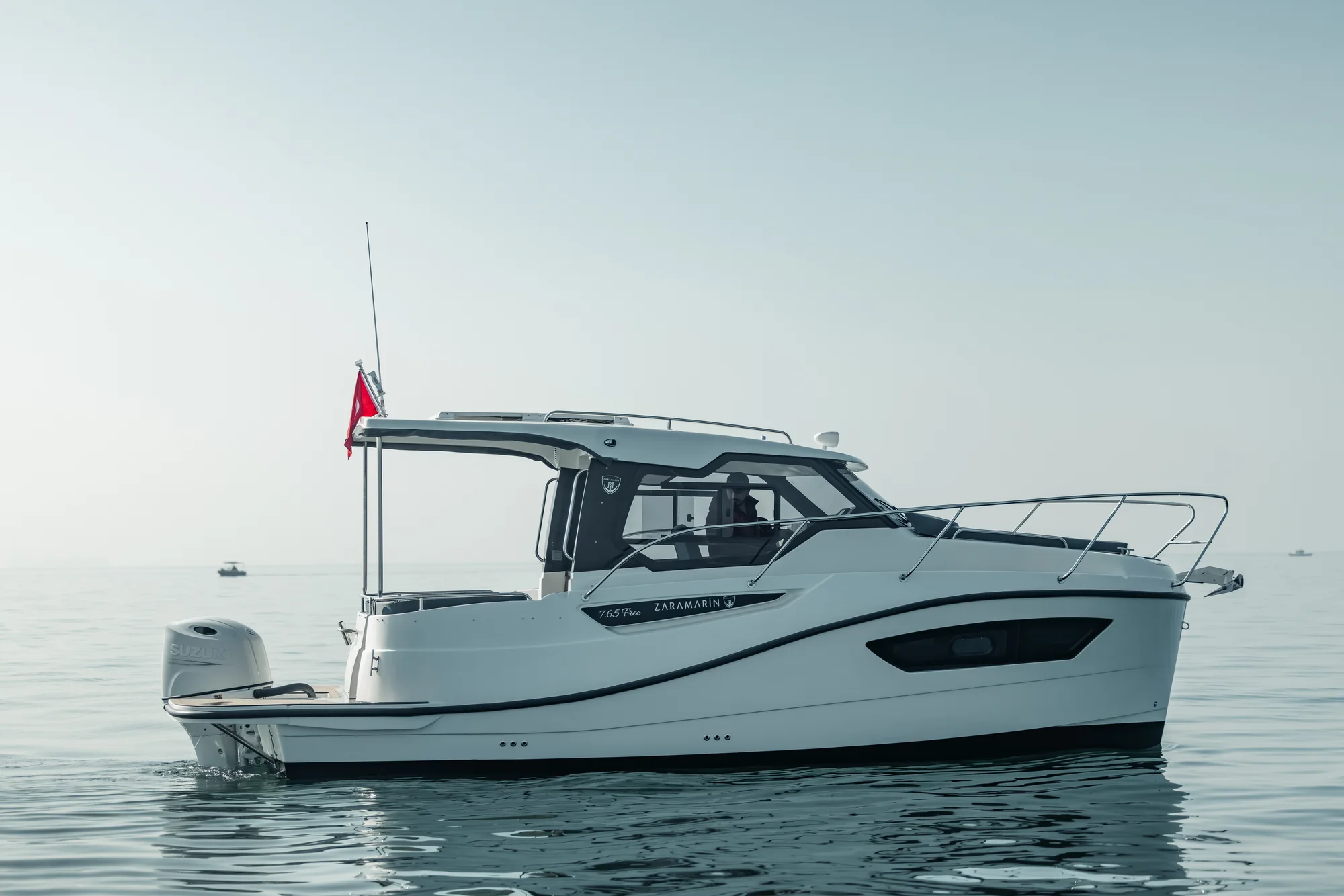 Zaramarin motor yat detay görünümü 24