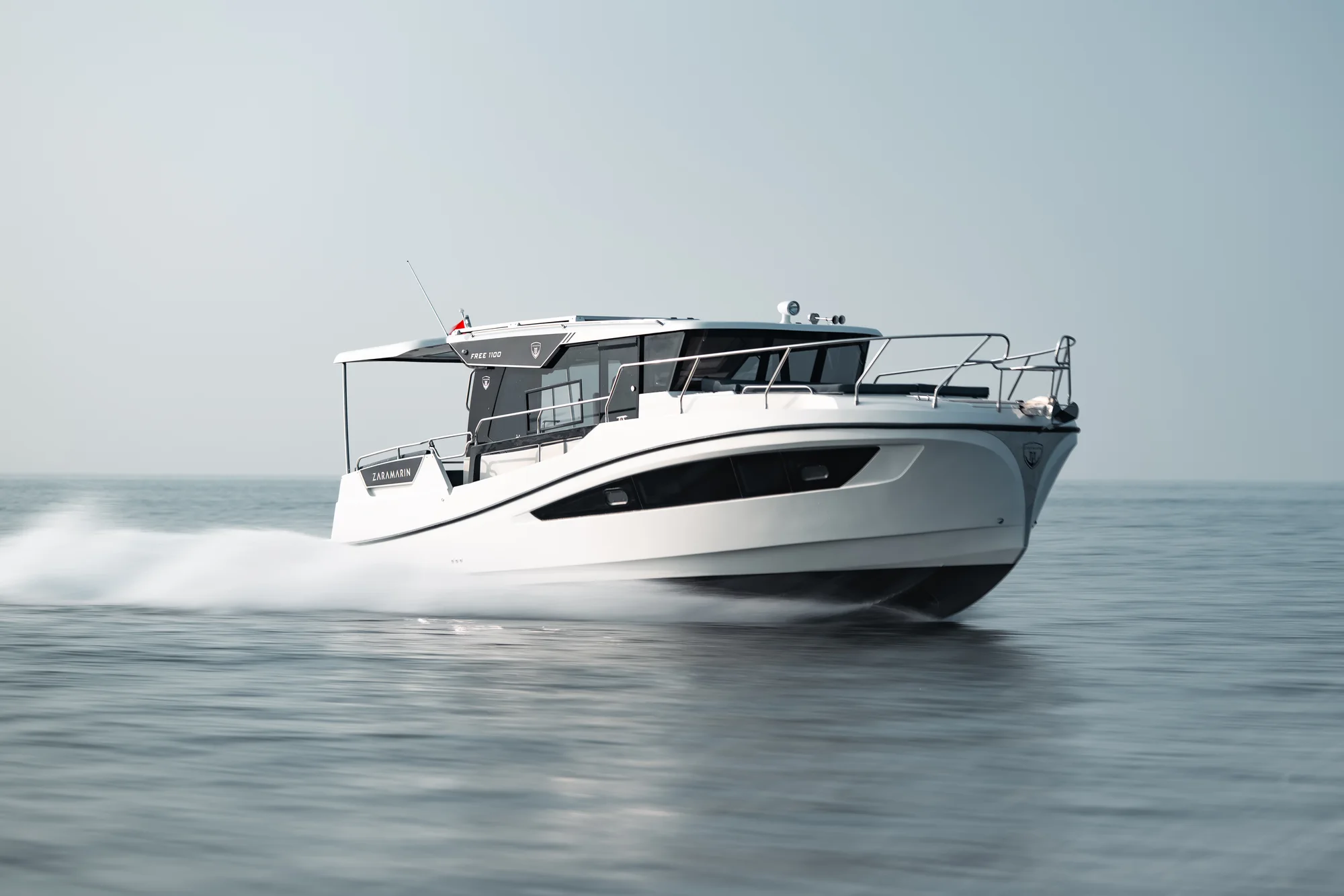 Zaramarin motor yat detay görünümü 35