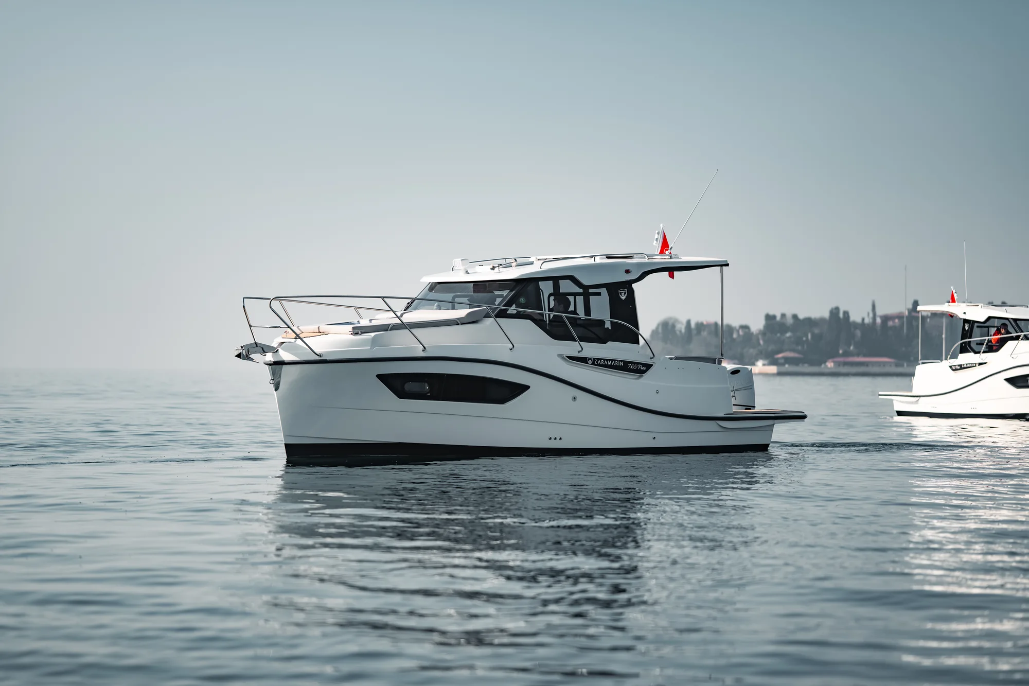 Zaramarin motor yat detay görünümü 38