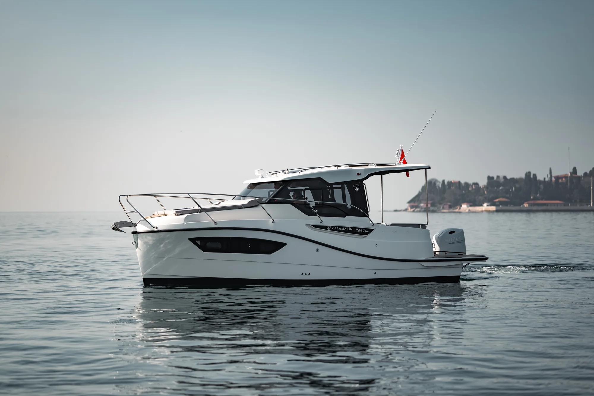 Zaramarin motor yat detay görünümü 39