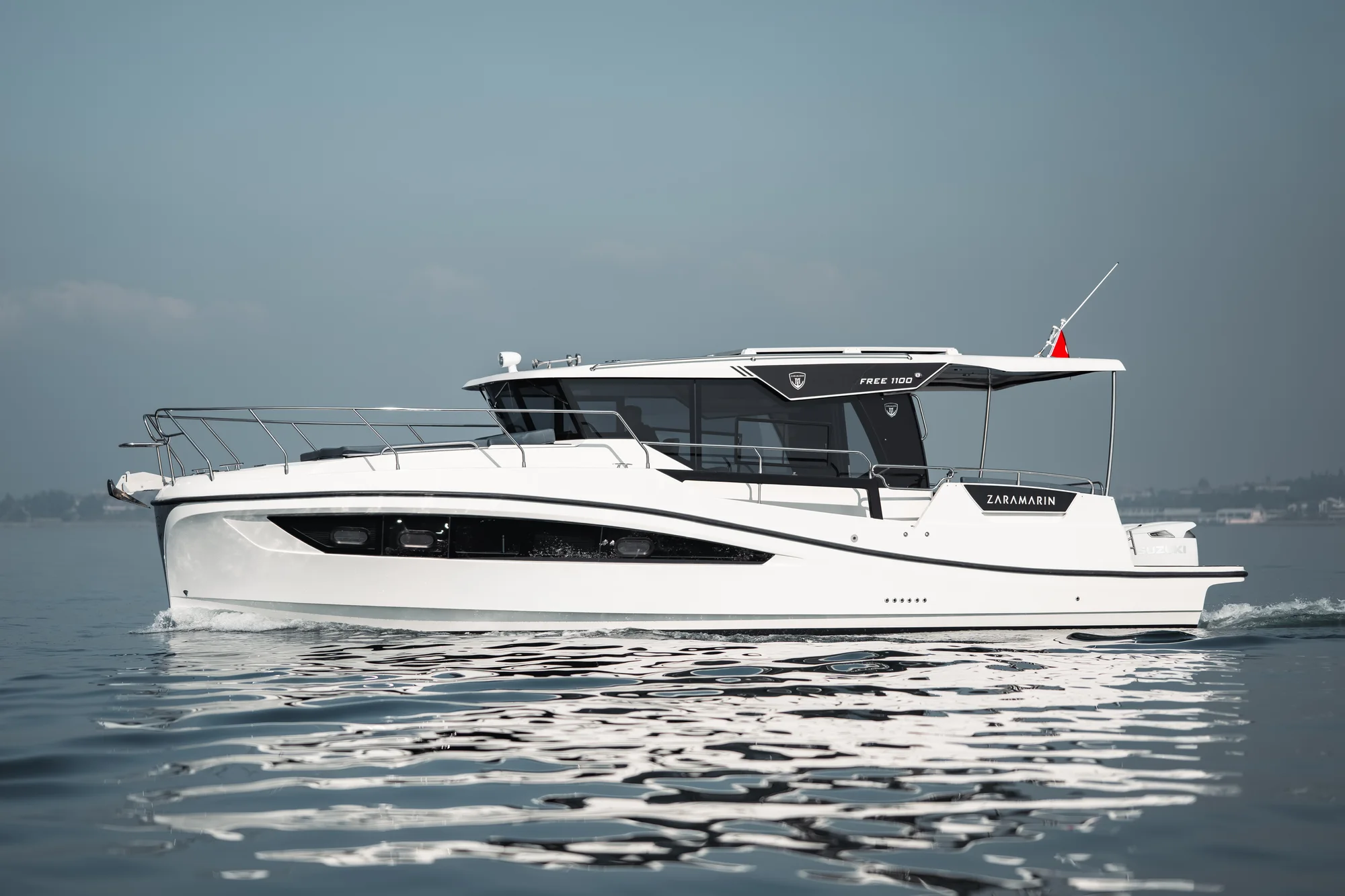 Zaramarin motor yat detay görünümü 41