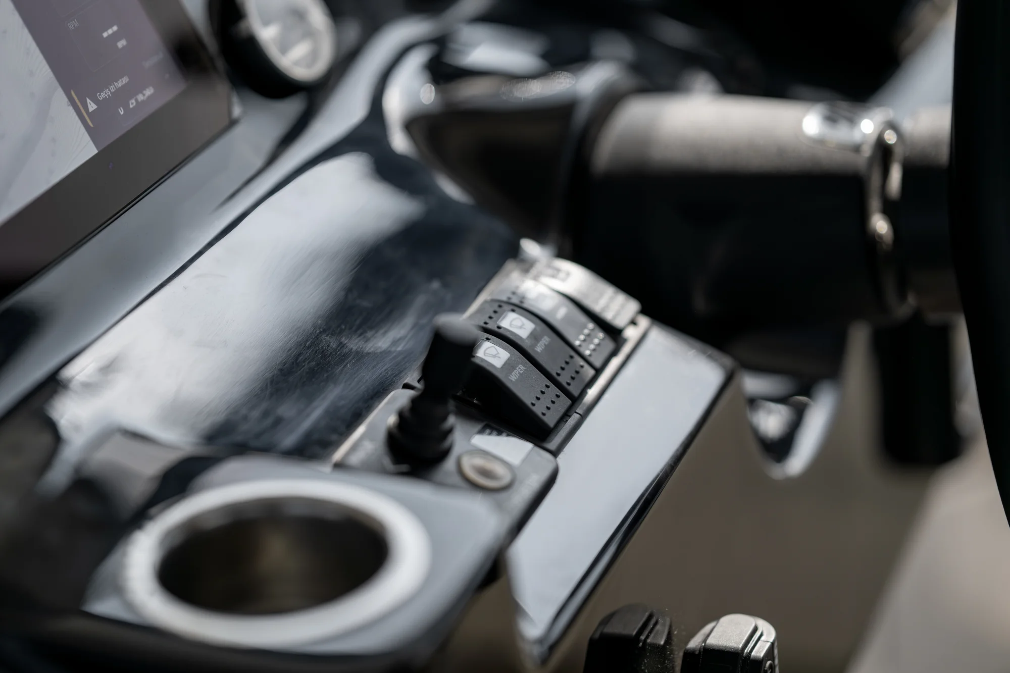 Zaramarin motor yat detay görünümü 53
