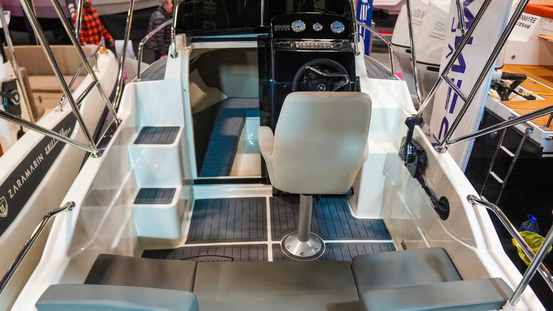 Swift 4.60 Cabin detay görünümü 01 — küçük resim